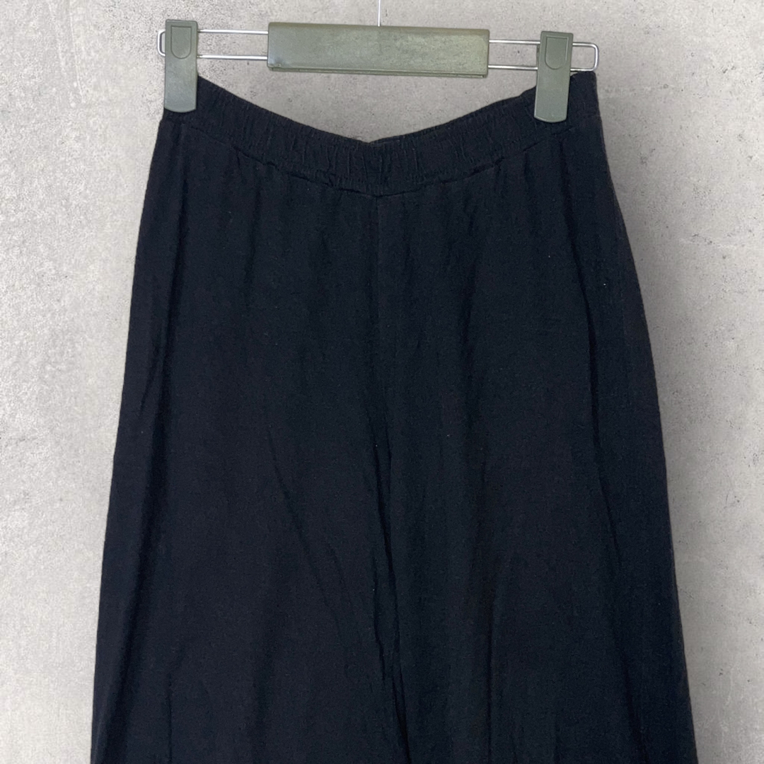 MUJI (無印良品)(ムジルシリョウヒン)のユニクロ　UNIQLO　ジュニア　XL/150相当　キュロットスカート　黒 キッズ/ベビー/マタニティのキッズ服女の子用(90cm~)(スカート)の商品写真