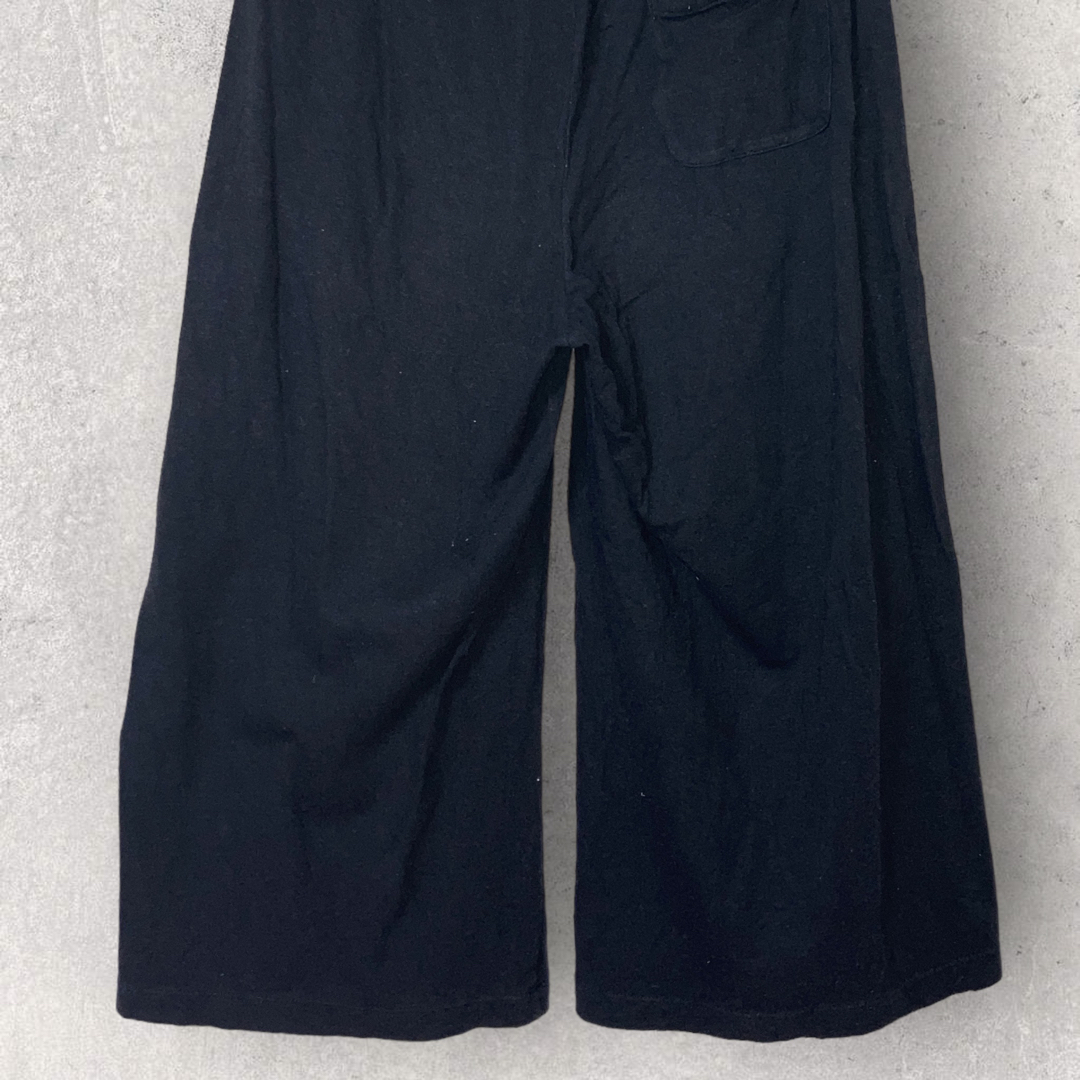 MUJI (無印良品)(ムジルシリョウヒン)のユニクロ　UNIQLO　ジュニア　XL/150相当　キュロットスカート　黒 キッズ/ベビー/マタニティのキッズ服女の子用(90cm~)(スカート)の商品写真