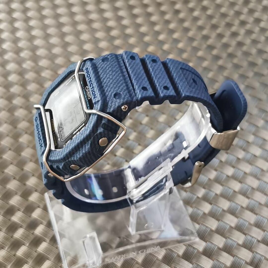 CASIO(カシオ)のG-SHOCK DW-5600 デニムカスタム + メタル遊環 + バンパー メンズの時計(腕時計(デジタル))の商品写真