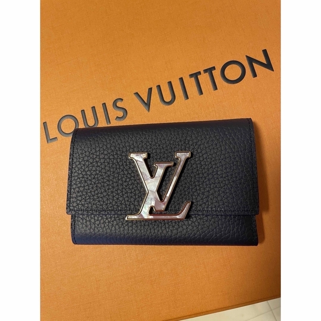 〈LOUIS VUITTON〉ポルトフォイユ・カプシーヌ コンパクト