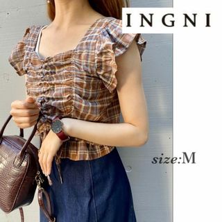 イング(INGNI)のINGNI フリル袖シャーリングブラウス  ブラウン/チェック(シャツ/ブラウス(半袖/袖なし))