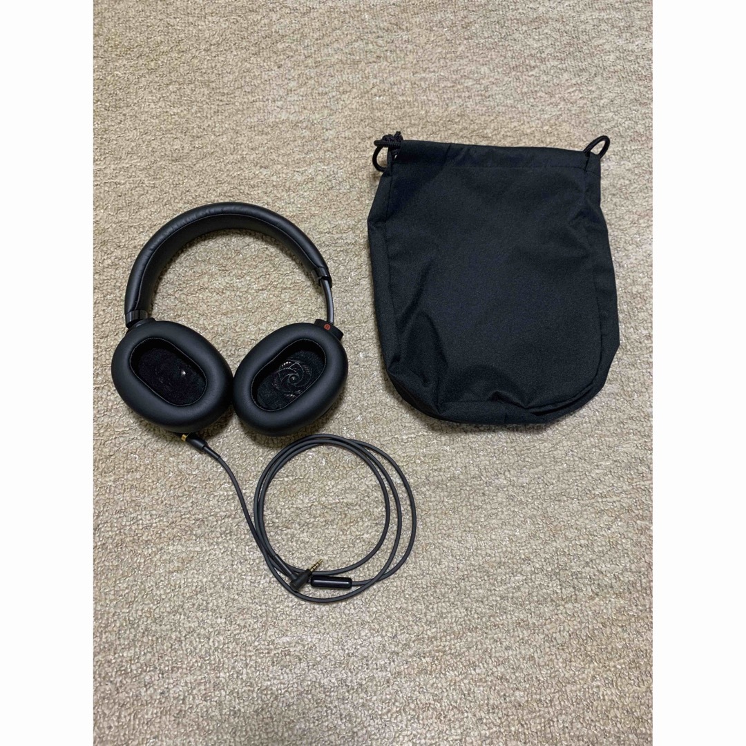 SONY(ソニー)のソニー ヘッドホン MDR-1AM2 スマホ/家電/カメラのオーディオ機器(ヘッドフォン/イヤフォン)の商品写真