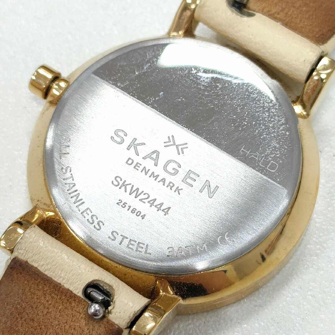 SKAGEN(スカーゲン)のSKAGEN　スカーゲン　SKW2494　クォーツ腕時計　レディース　革ベルト レディースのファッション小物(腕時計)の商品写真