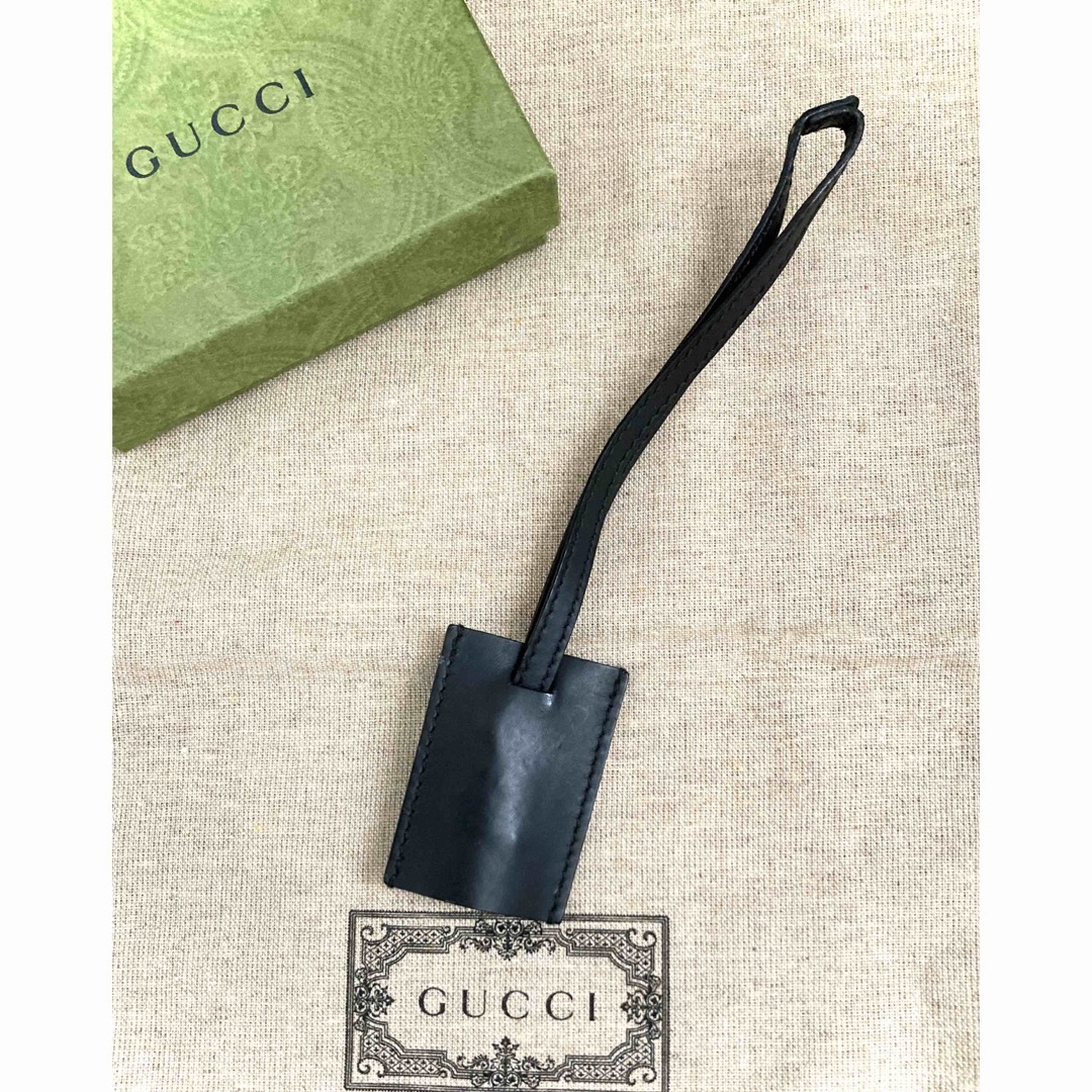 Gucci(グッチ)の正規品 GUCCI/グッチ レザー/本革 クロシェット キーケース ブラック 黒 レディースのファッション小物(キーホルダー)の商品写真