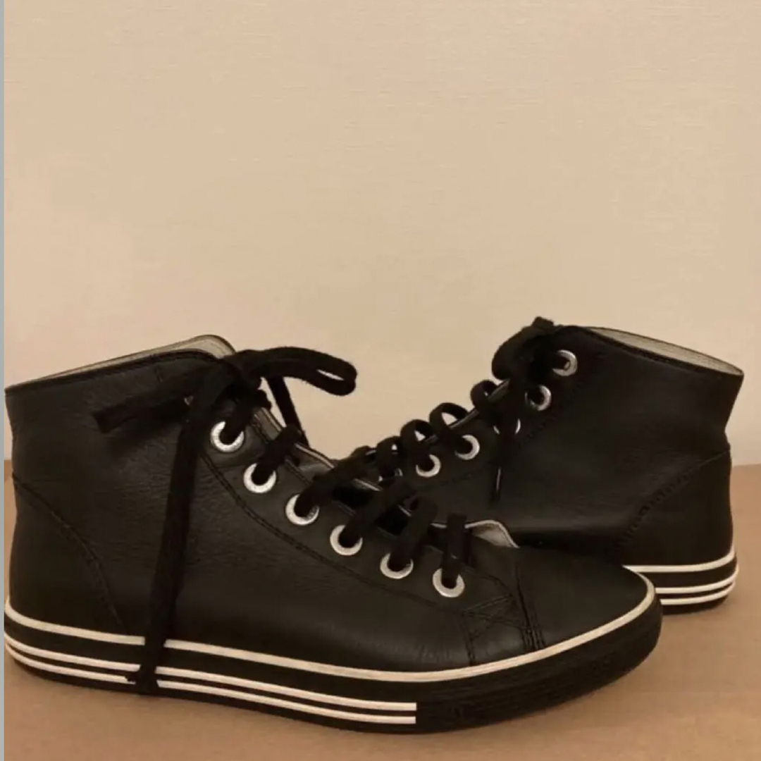 CHANEL シャネル ハイカットスニーカー スニーカー レザー ブラック