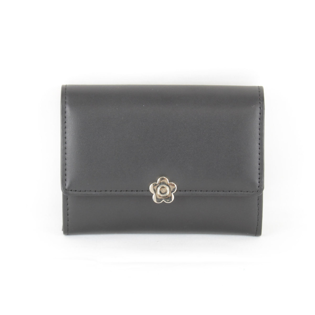 MARY QUANT 美品『USED』 MARY QUANT マリークヮント カードケース レザー ブラック×パープル【中古】の通販 by Brand Shop Ring ラクマ店|マリークワントならラクマ マリークワント MARY QUANT パスケース 中古