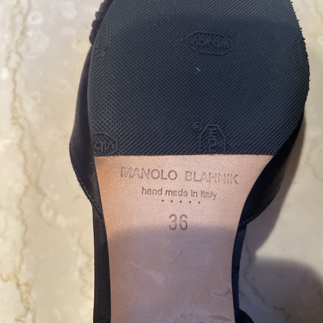 MANOLO BLAHNIK(マノロブラニク)のマノロブラニク　フラット レディースの靴/シューズ(バレエシューズ)の商品写真