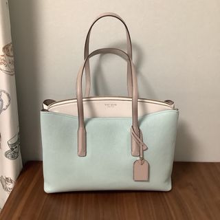 ケイトスペードニューヨーク(kate spade new york)のkate spade ケイトスペード　トートバッグ　マルゴーラージワークトート(トートバッグ)