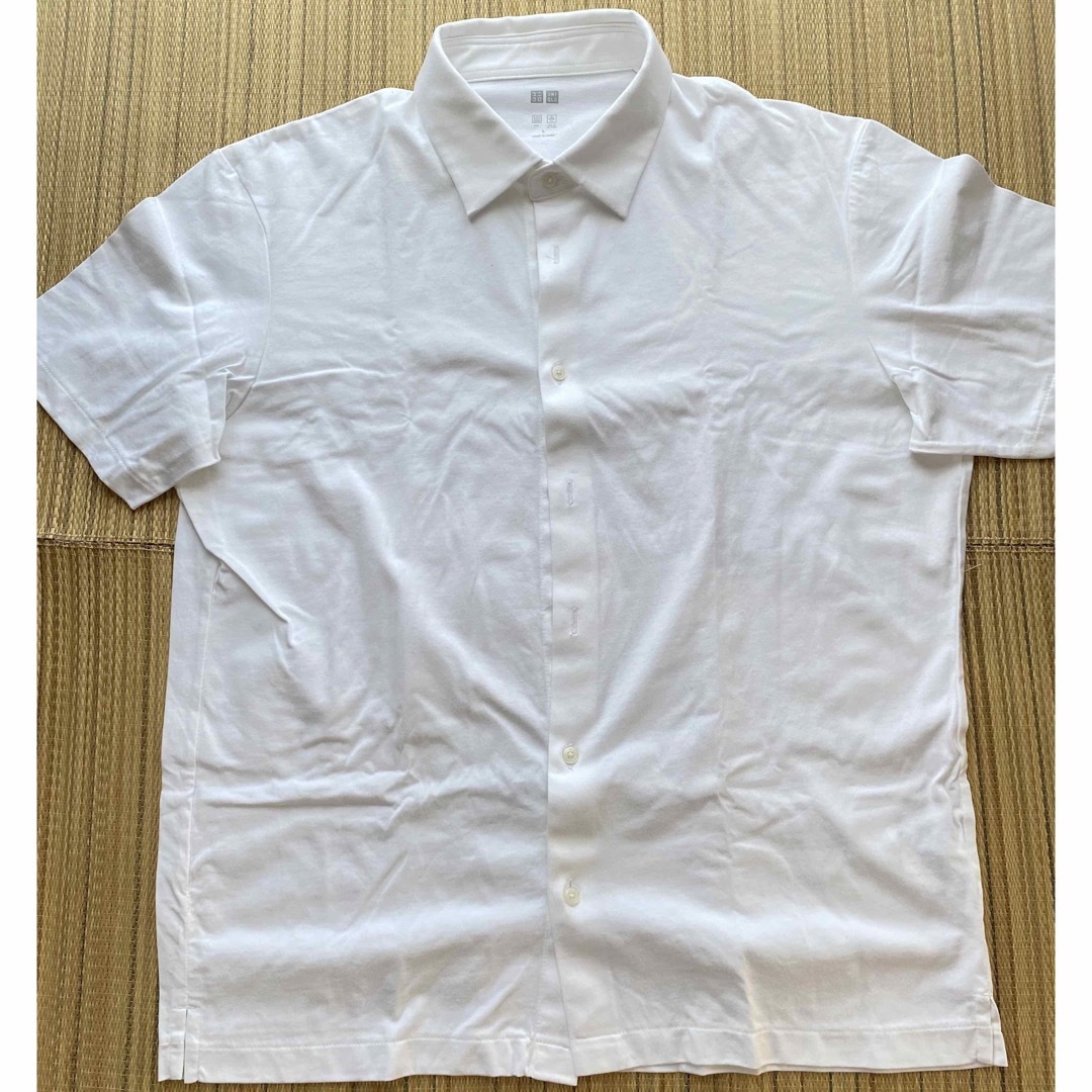 UNIQLO(ユニクロ)のシャツ　半袖　ホワイト メンズのトップス(シャツ)の商品写真
