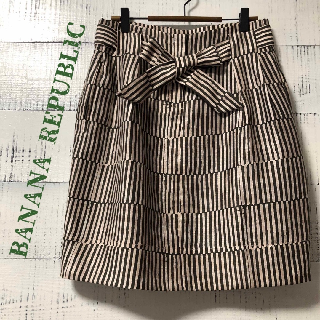 未使用 BANANA REPUBLIC リネン混 スカート ひざ丈 サイズ6 レディースのスカート(ひざ丈スカート)の商品写真