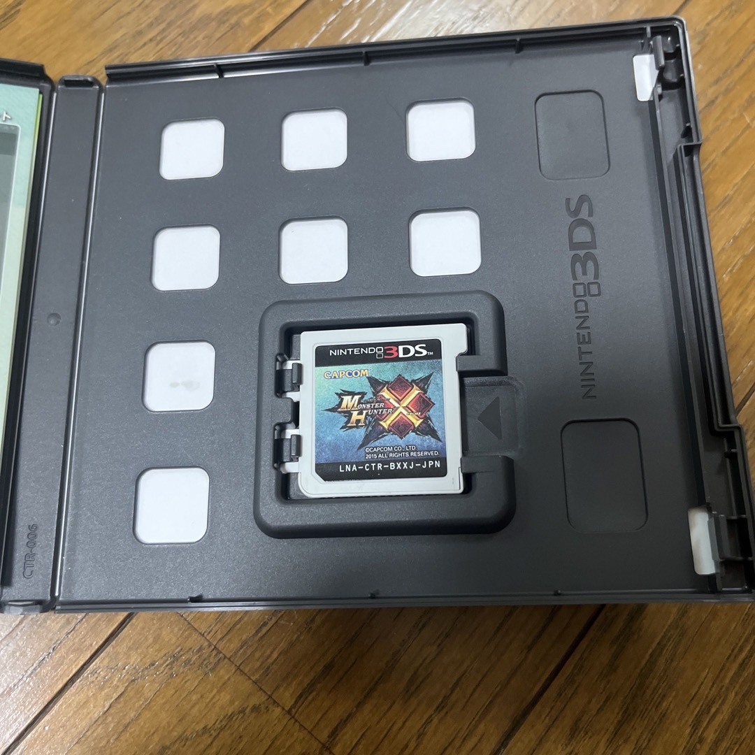 モンスターハンタークロス 3DS エンタメ/ホビーのゲームソフト/ゲーム機本体(その他)の商品写真