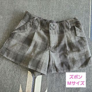 Mサイズ　チェック柄ショートパンツ(ショートパンツ)