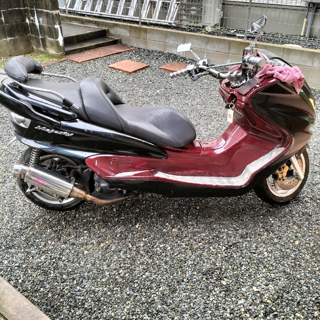 マジェスティC250　ツートンカラー！