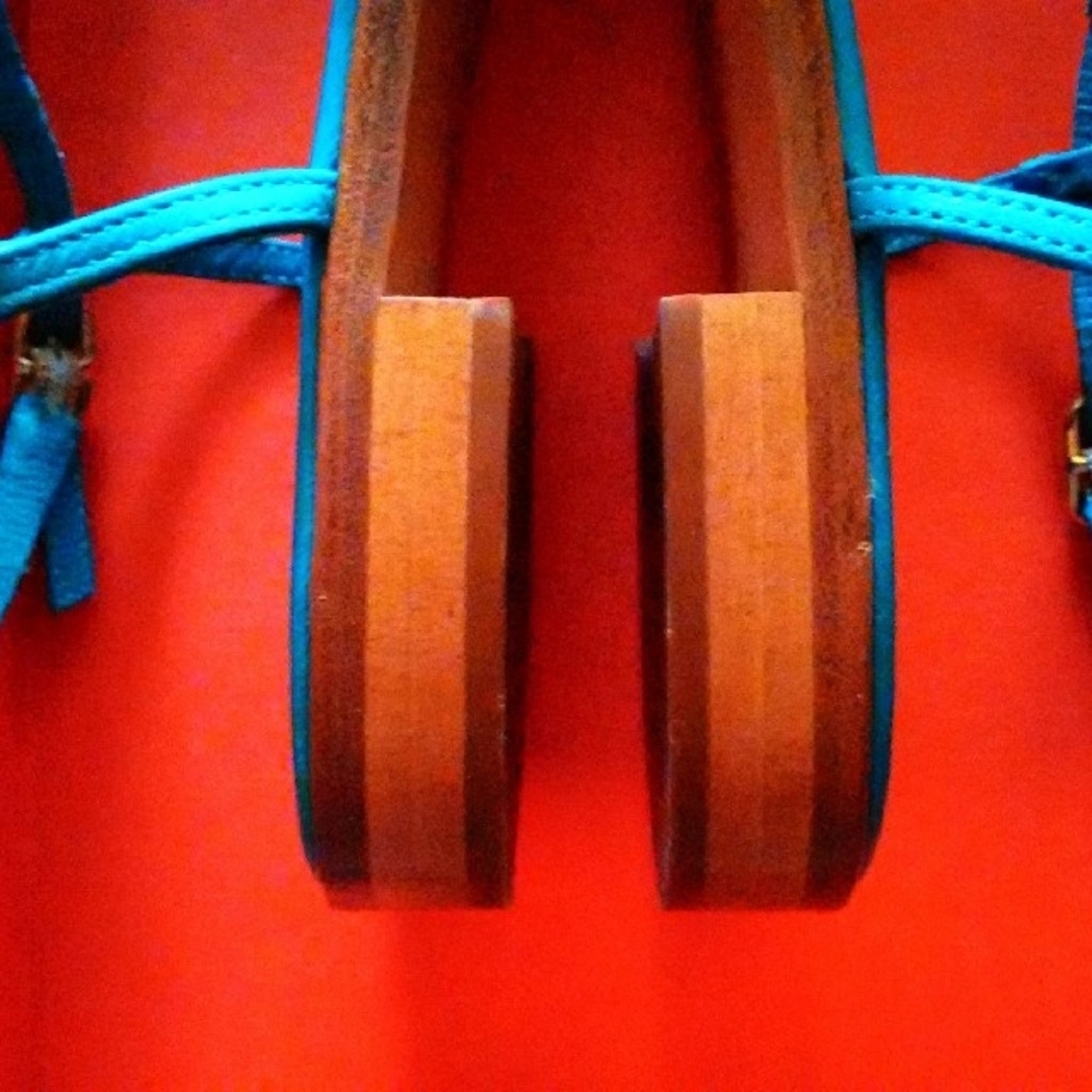 BRUNOMAGLI(ブルーノマリ)の美品　ブルーノマリ　サンダル　トング　ブルー　36 レディースの靴/シューズ(サンダル)の商品写真