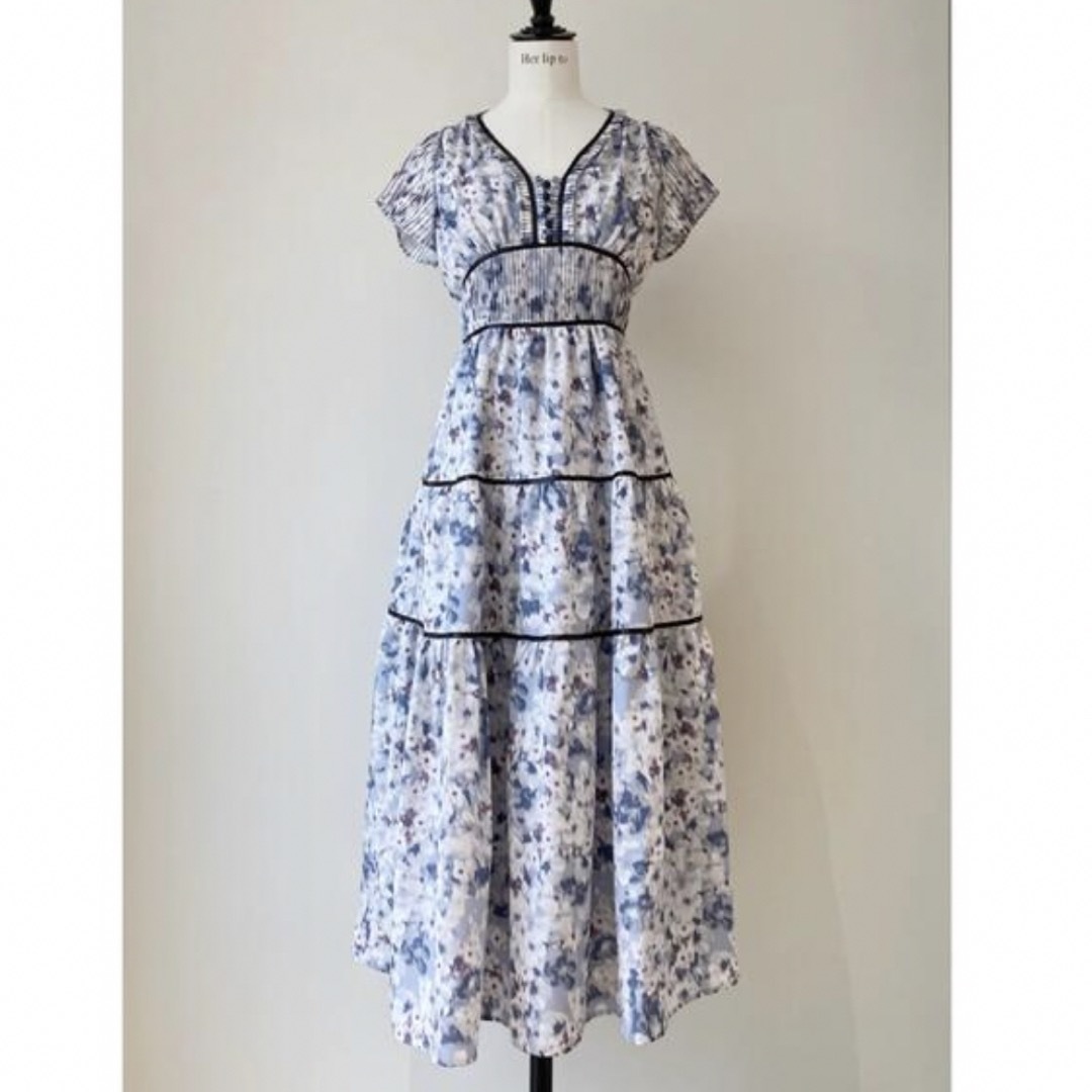 Her lip to - herlipto Watercolor Floral Tiered Dressの通販 by ぱぴ ...