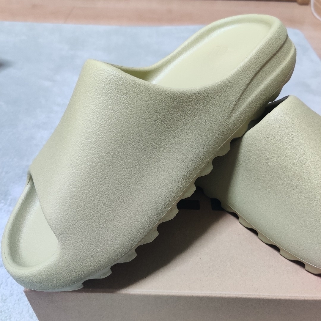 yeezy slide resin 27.5cm