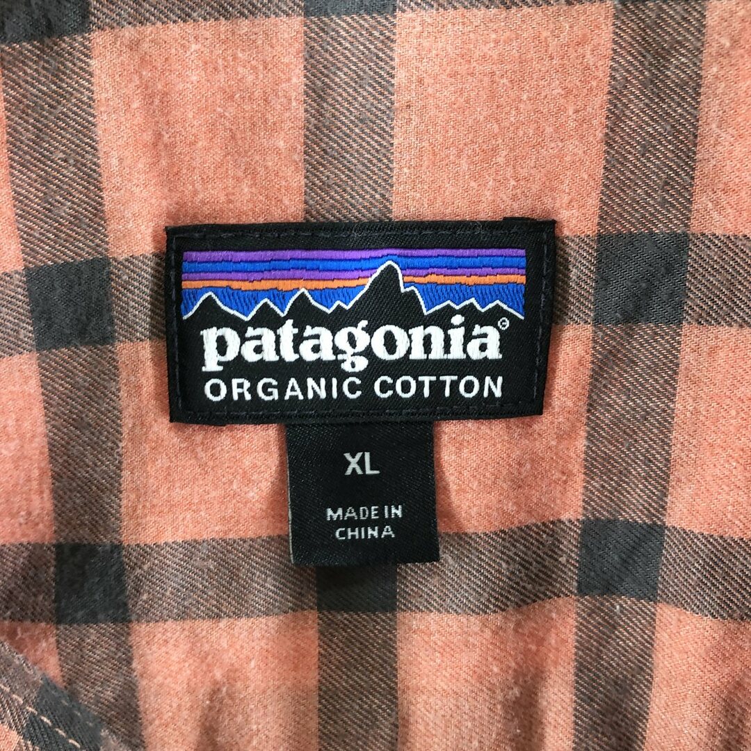patagonia(パタゴニア)の古着 18年製 パタゴニア Patagonia ORGANIC COTTON オーガニックコットン 53837FA18 チェック柄 長袖 ライトネルシャツ メンズXL /eaa356419 メンズのトップス(シャツ)の商品写真
