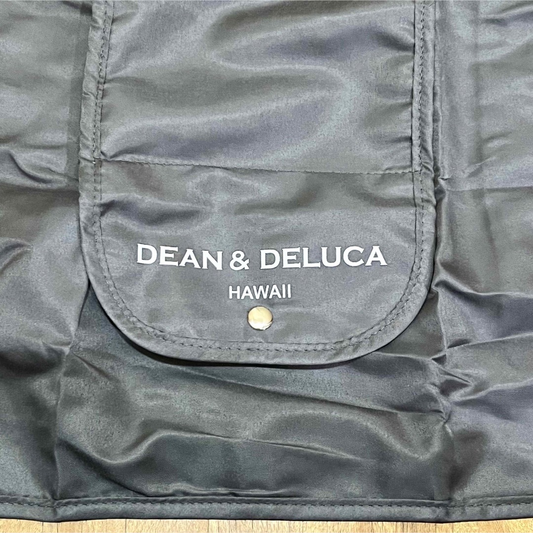 DEAN & DELUCA(ディーンアンドデルーカ)の【DEAN&DELUCA】ハワイ限定 ショッピングバッグ グレー 折りたたみ レディースのバッグ(エコバッグ)の商品写真