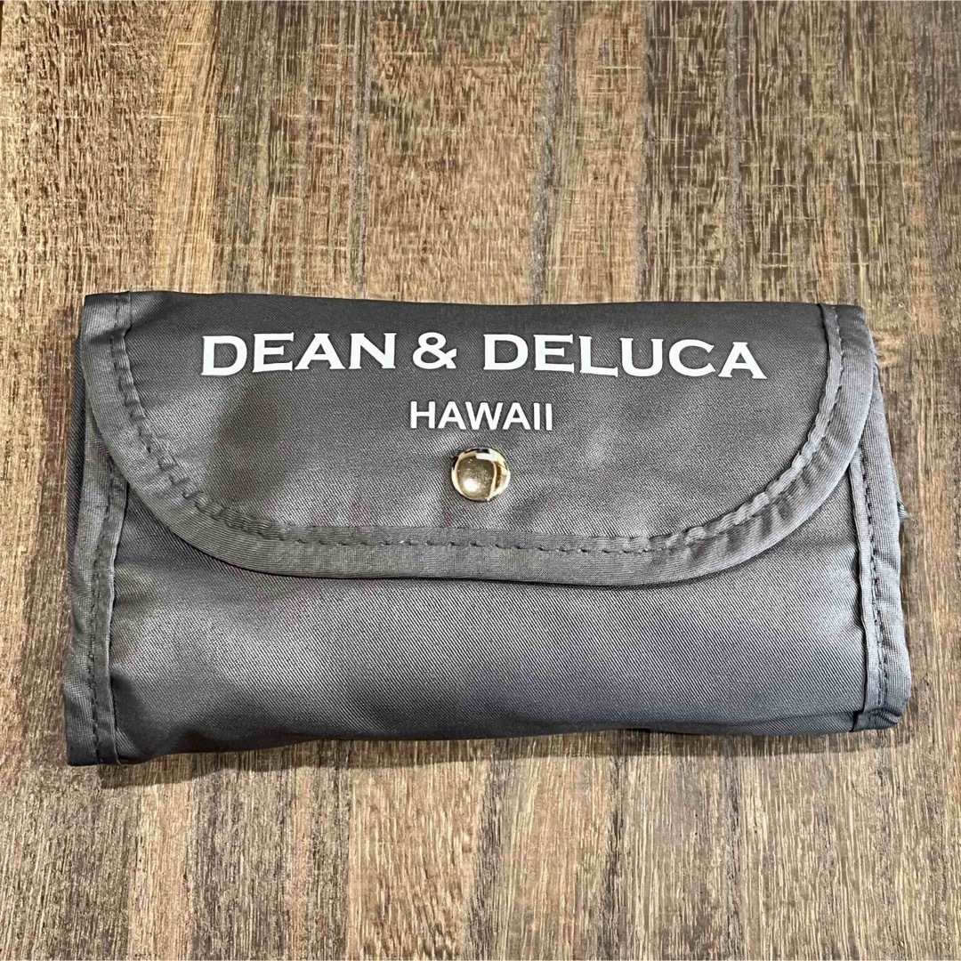 DEAN & DELUCA(ディーンアンドデルーカ)の【DEAN&DELUCA】ハワイ限定 ショッピングバッグ グレー 折りたたみ レディースのバッグ(エコバッグ)の商品写真