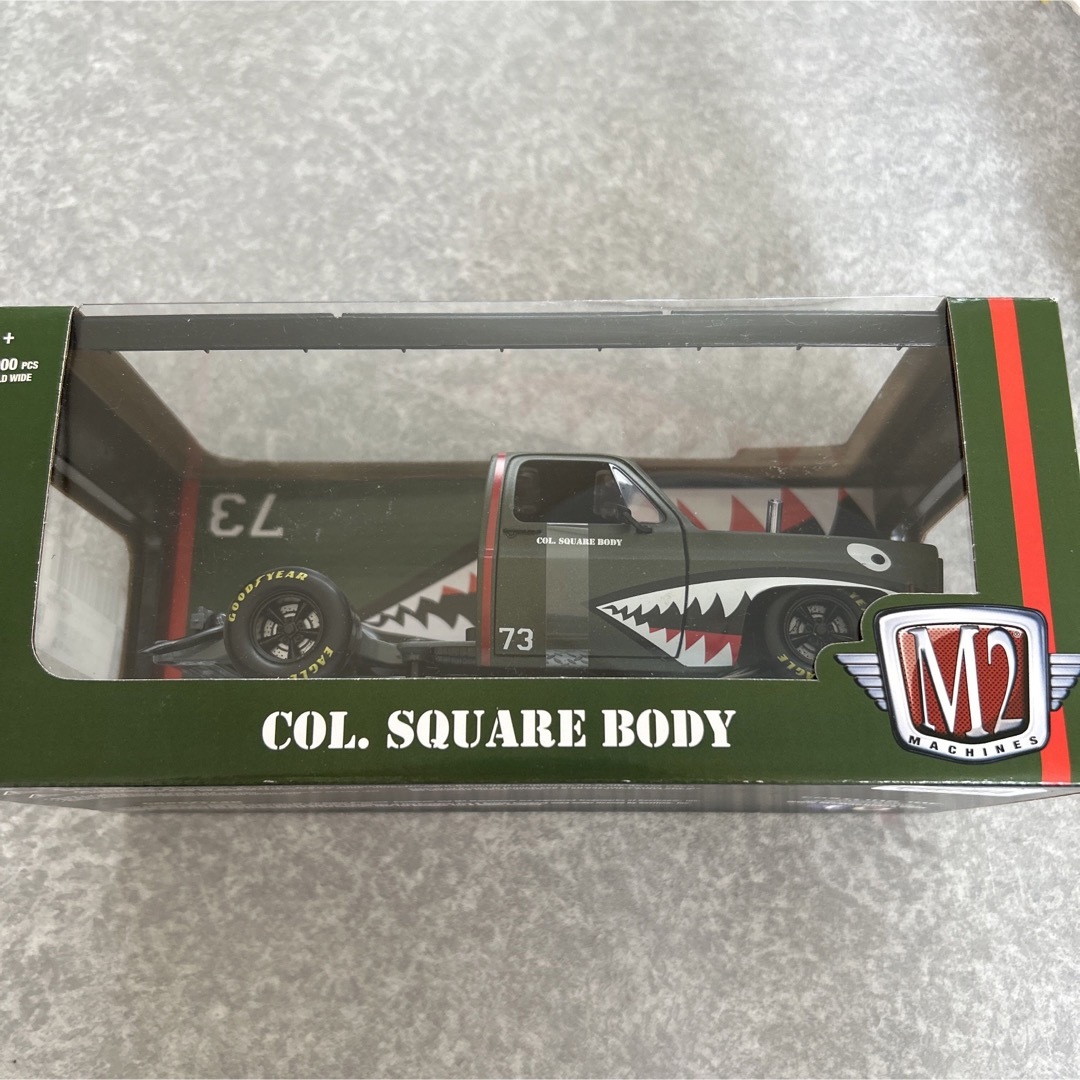 M2マシーン シャークマウス シボレー シャイン ミニカー-