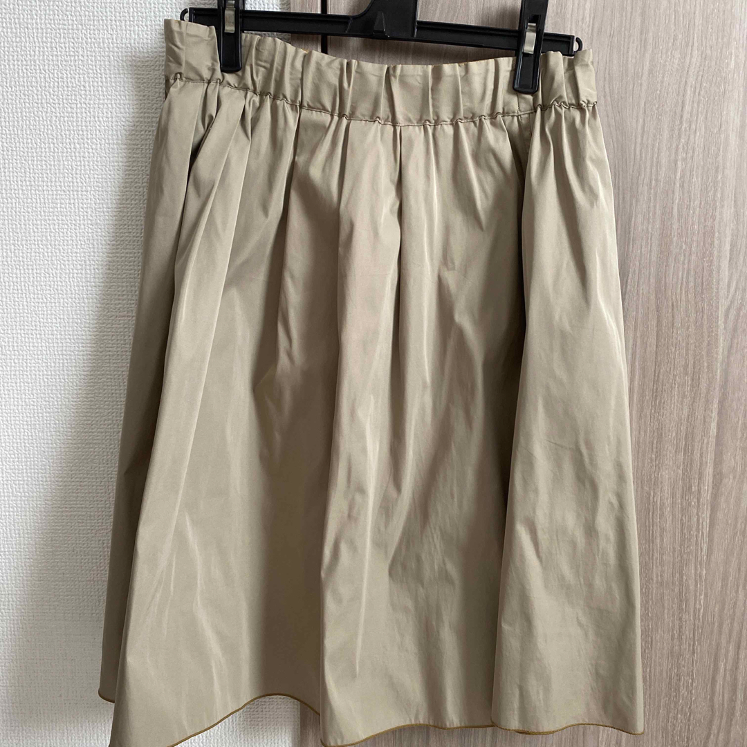 coca(コカ)のリバーシブルフレアスカート レディースのスカート(ひざ丈スカート)の商品写真
