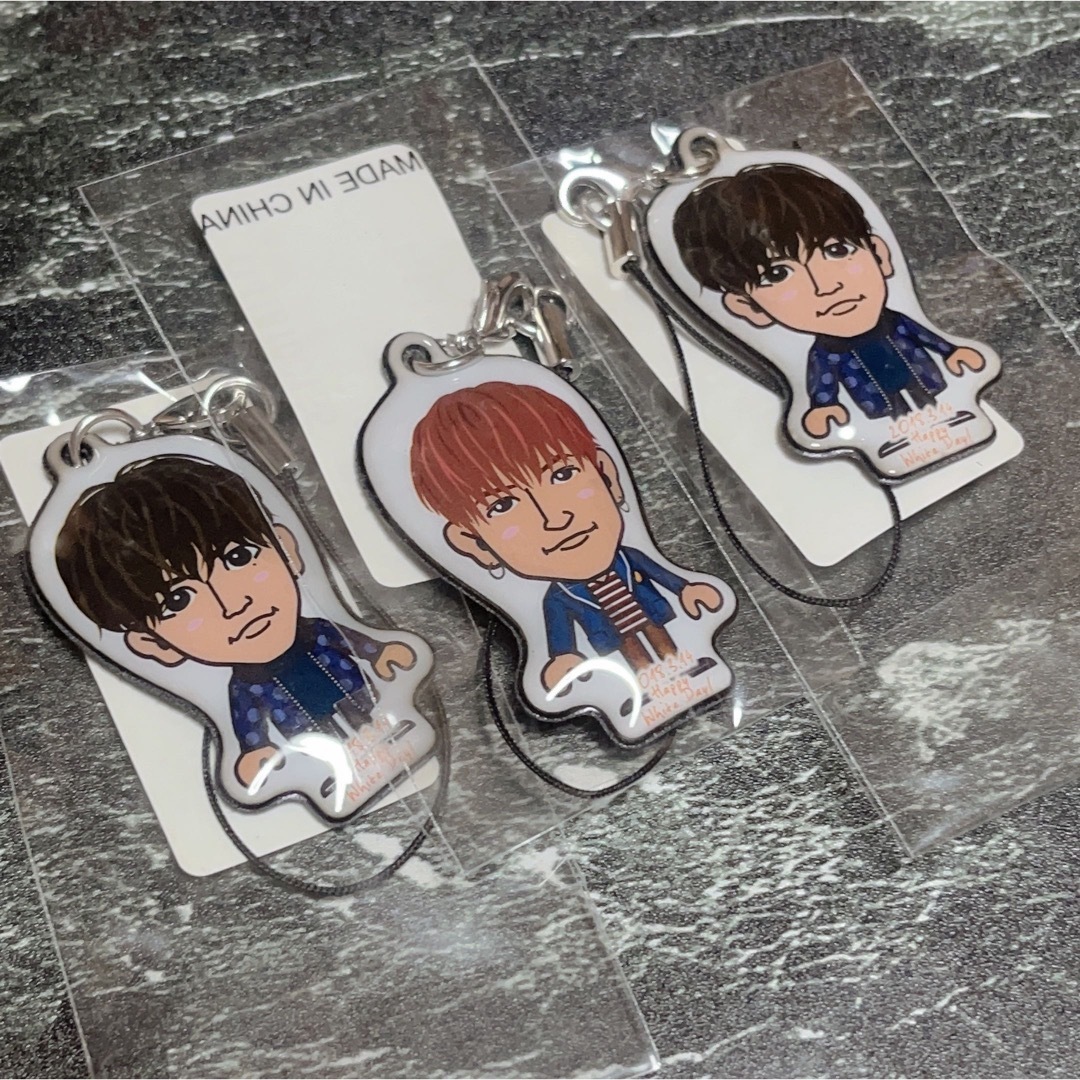 GENERATIONS(ジェネレーションズ)の即購入OK❤︎ ホワイトデー クリーナー 2018 エンタメ/ホビーのタレントグッズ(ミュージシャン)の商品写真