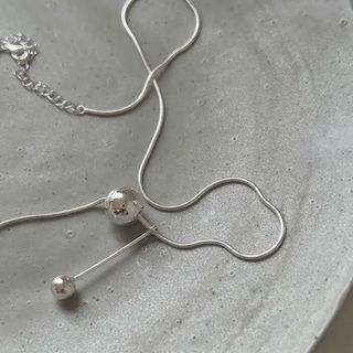 ドゥーズィエムクラス(DEUXIEME CLASSE)の【新品】unbalance ball necklace / silver(ネックレス)