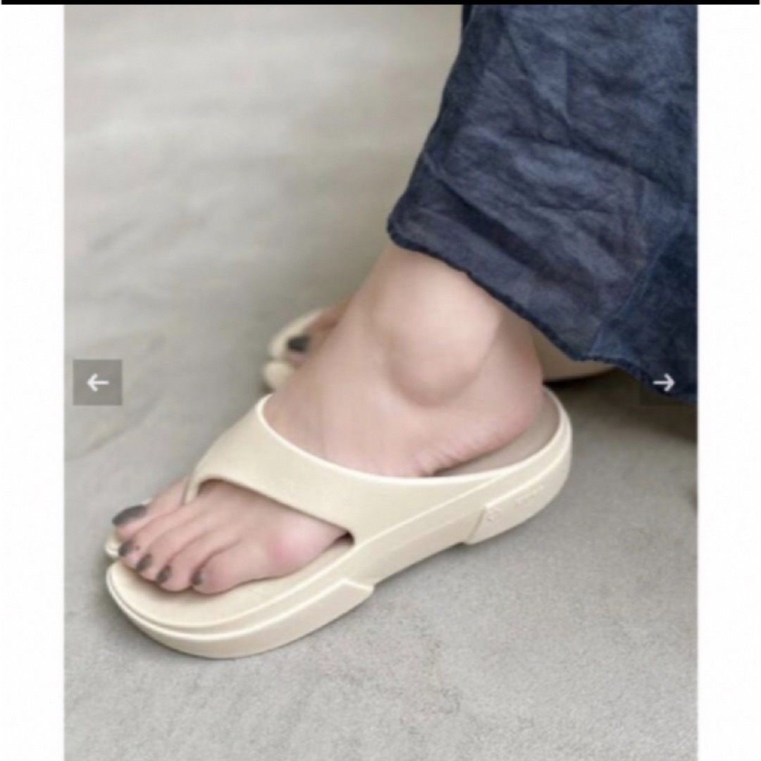 L'Appartement DEUXIEME CLASSE(アパルトモンドゥーズィエムクラス)の【Paes/ぺイズ】Flipflopサンダル　size25 新品タグ付き レディースの靴/シューズ(サンダル)の商品写真