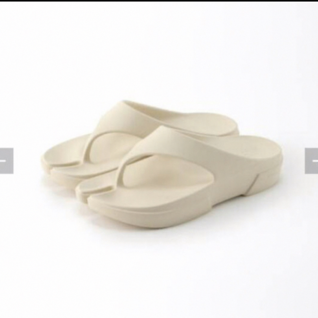 L'Appartement DEUXIEME CLASSE(アパルトモンドゥーズィエムクラス)の【Paes/ぺイズ】Flipflopサンダル　size25 新品タグ付き レディースの靴/シューズ(サンダル)の商品写真