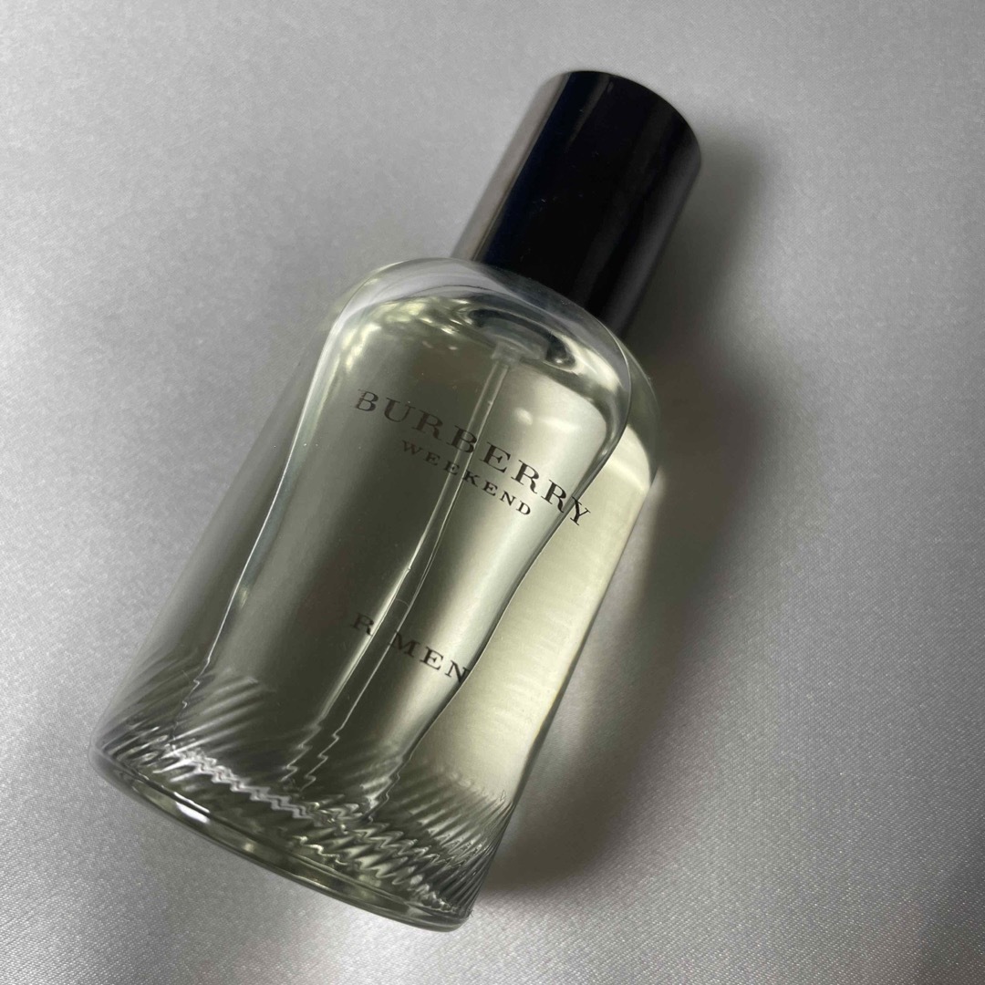 BURBERRY(バーバリー)のバーバリー　ウィークエンドフォーメンオードトワレ30ml コスメ/美容の香水(ユニセックス)の商品写真