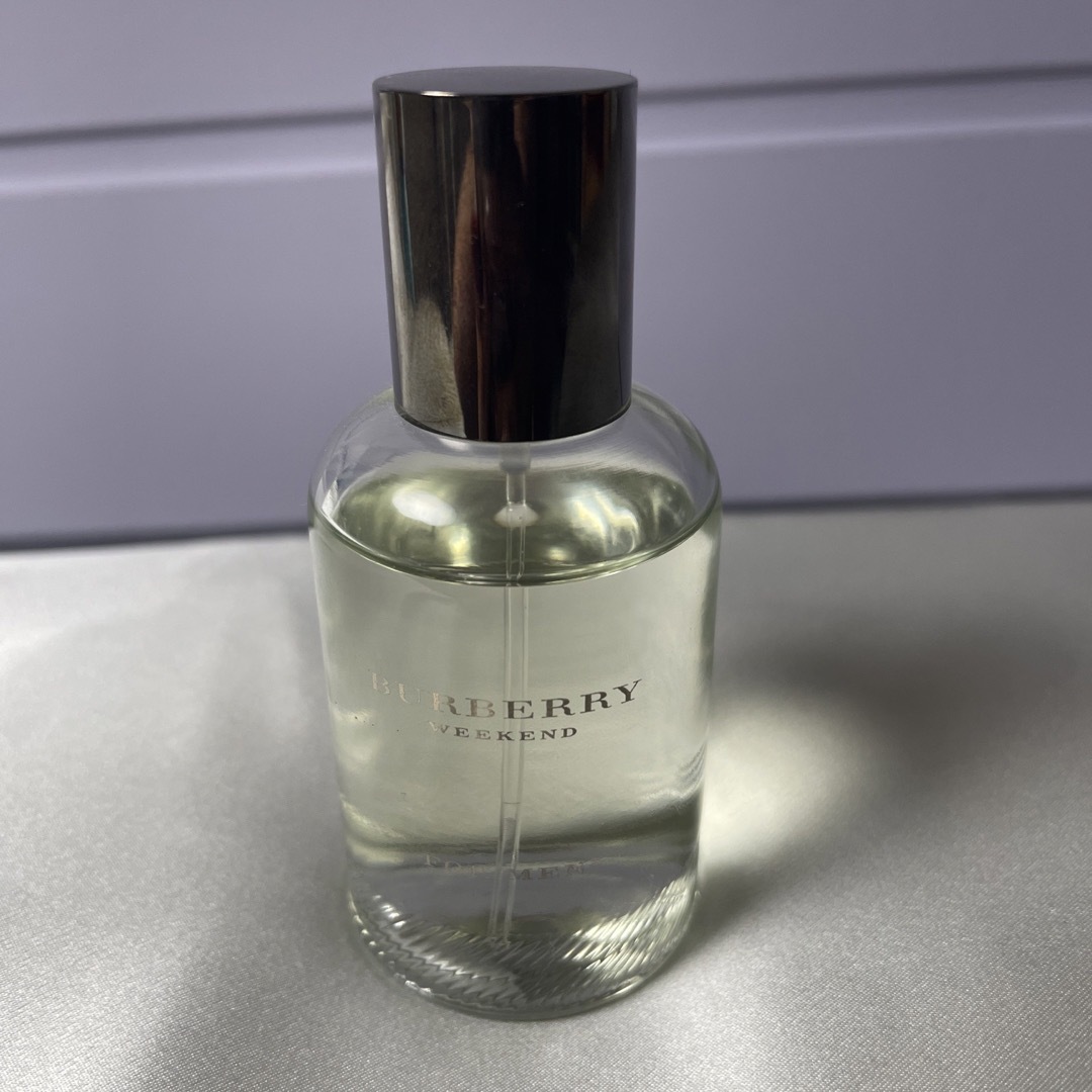 BURBERRY(バーバリー)のバーバリー　ウィークエンドフォーメンオードトワレ30ml コスメ/美容の香水(ユニセックス)の商品写真