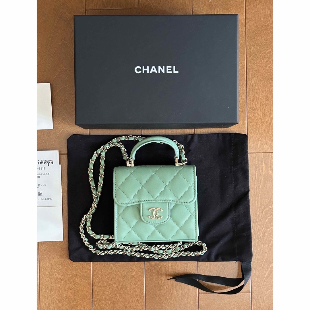 CHANEL シャネル チェーン付クラッチバッグ