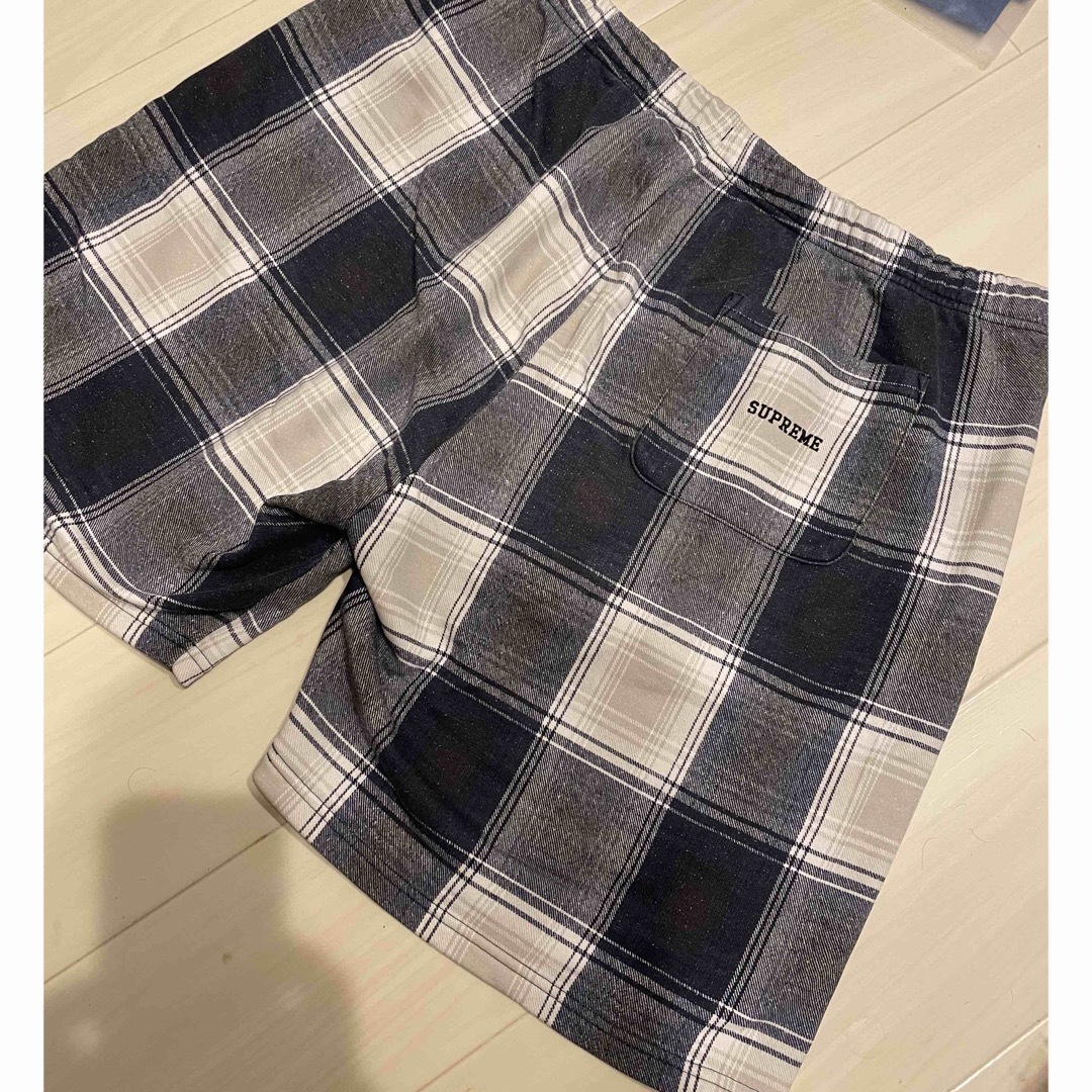 Supreme(シュプリーム)のXL supreme NIKE Plaid Sweatshort ナイキ  メンズのパンツ(ショートパンツ)の商品写真