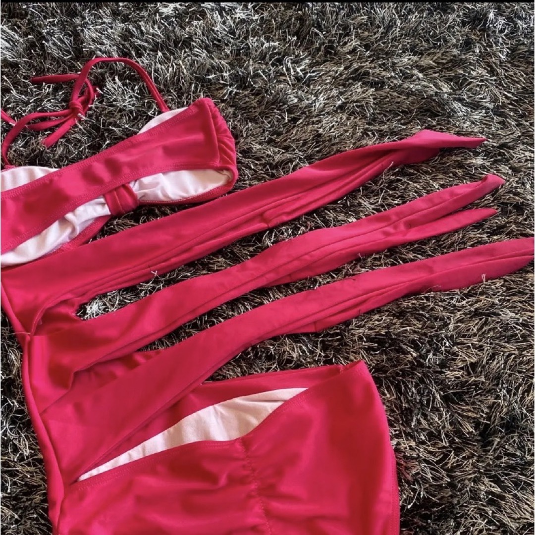 H&M(エイチアンドエム)の定価5千円　H&M 水着　ピンク　リボン　バンドゥ　ワンピース レディースの水着/浴衣(水着)の商品写真