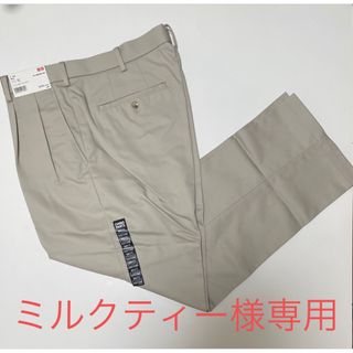 ユニクロ(UNIQLO)の【値下げしました】UNIQLO メンズ　チノパン(チノパン)