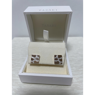 タサキ(TASAKI)のタサキ　サクラゴールド×パヴェダイヤ（0.12ct×2）ピアス　K18  美品(ピアス)