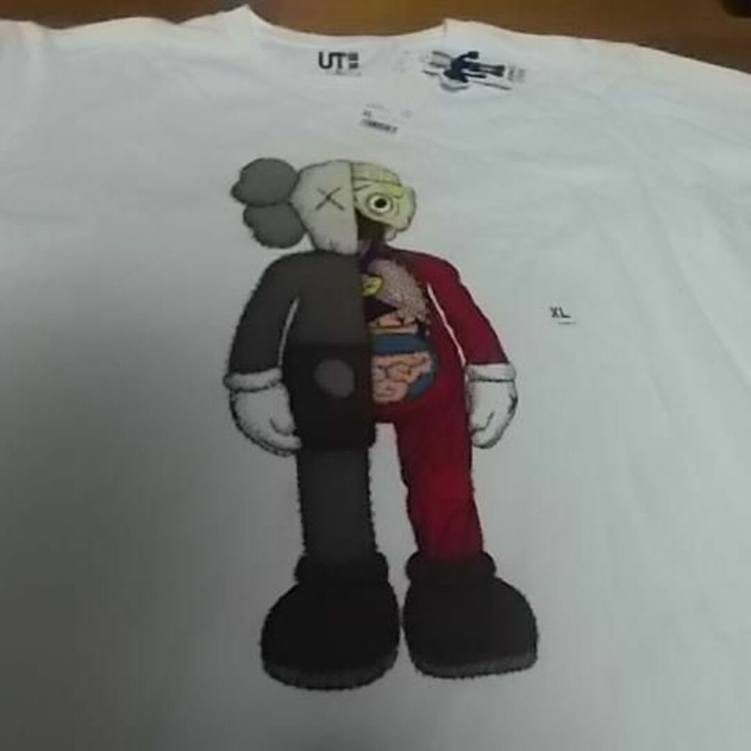 UNIQLO - 人体模型 Tシャツ 白 新品 kaws カウズ コラボXL uniqlo ...