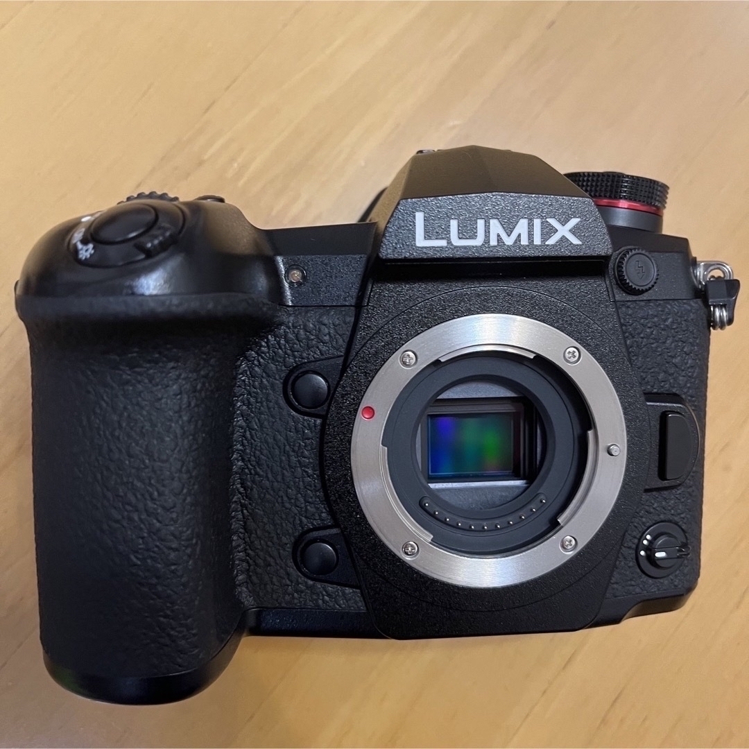 Panasonic(パナソニック)のG9 PRO パナソニック LUMIX ルミックス スマホ/家電/カメラのカメラ(ミラーレス一眼)の商品写真