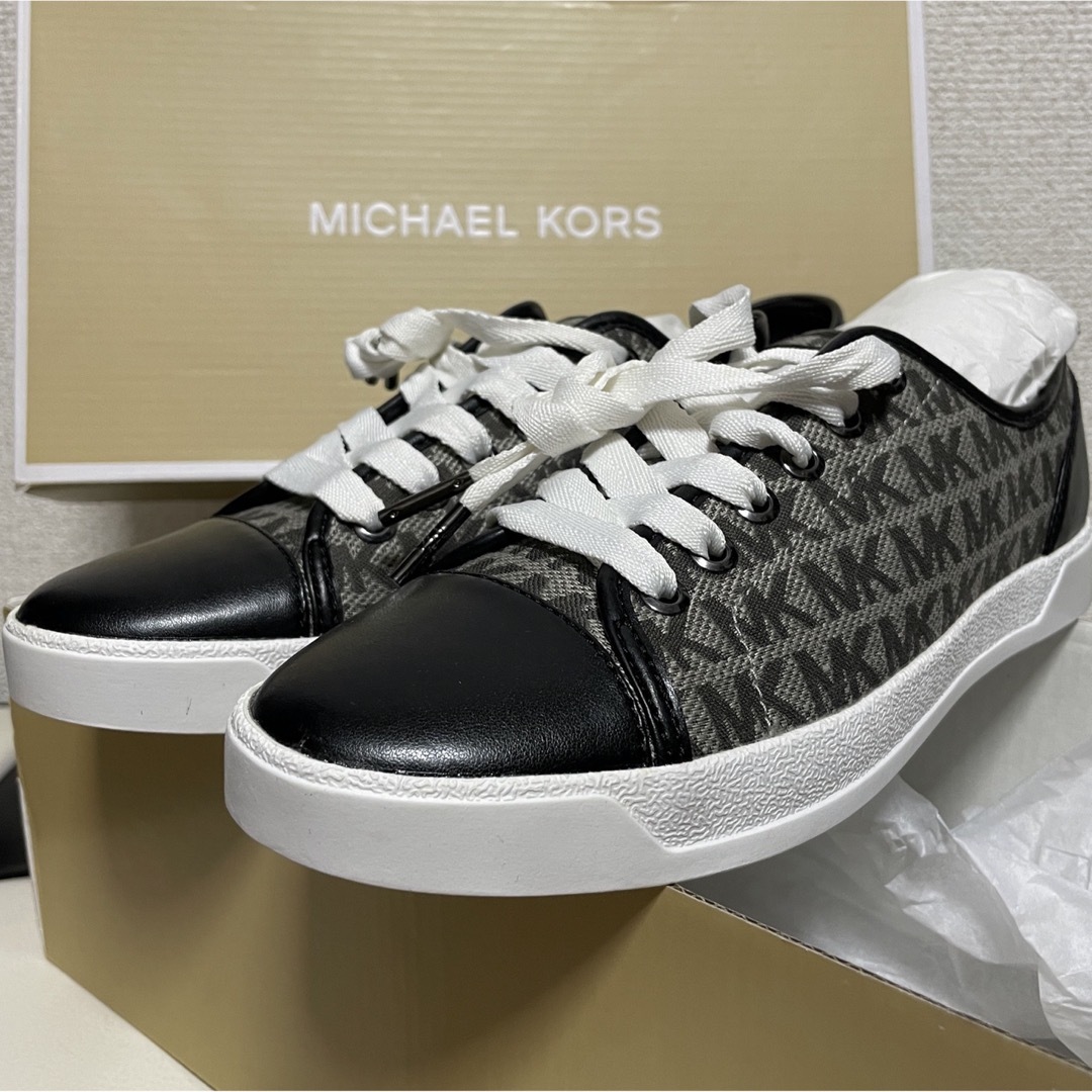 Michael Kors(マイケルコース)の【未使用】【正規品】マイケルコース スニーカー MK シグネチャー レディースの靴/シューズ(スニーカー)の商品写真