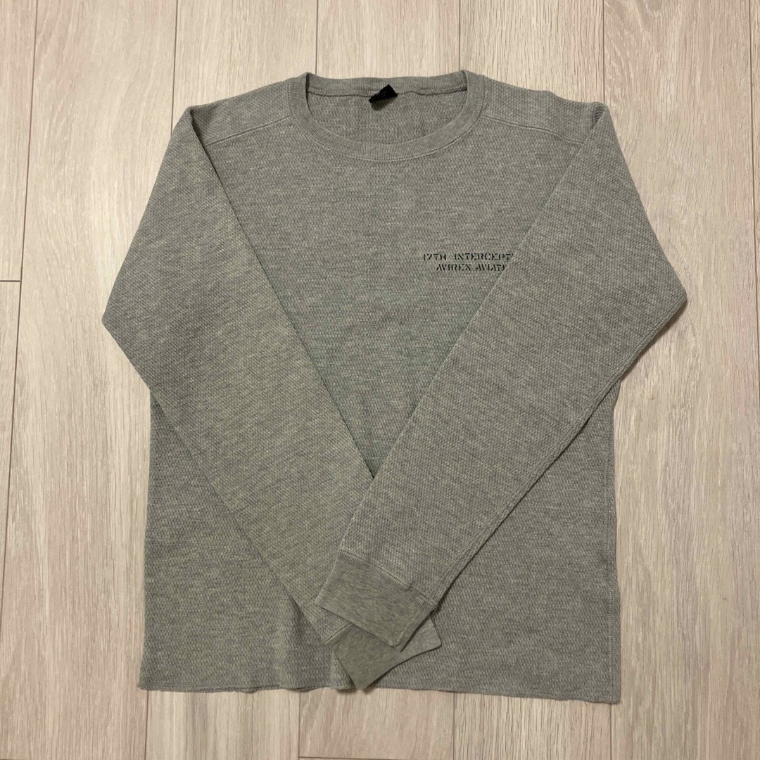AVIREX(アヴィレックス)のAVIREX 長袖  灰色Mサイズ メンズのトップス(Tシャツ/カットソー(七分/長袖))の商品写真