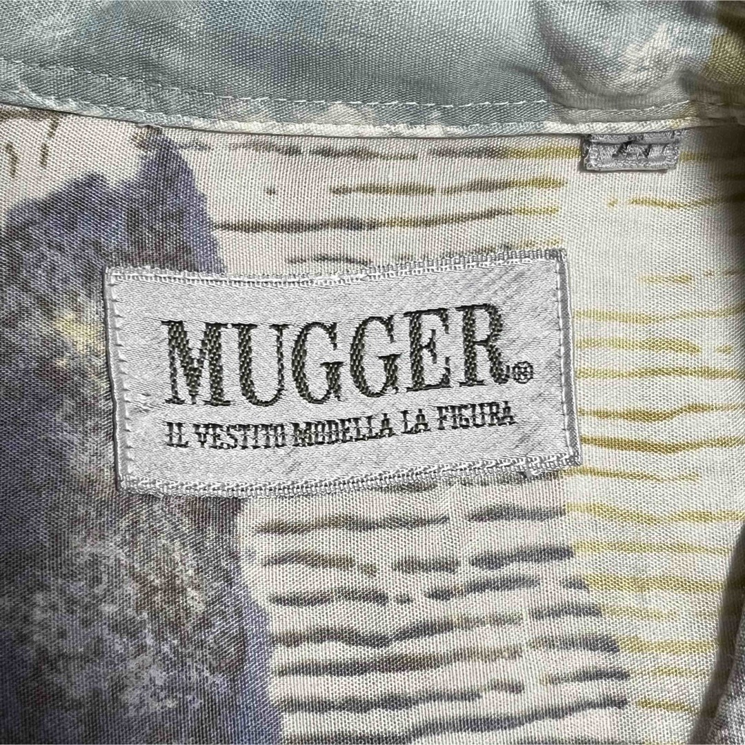 MUGGER （L）レトロ 総柄シャツ 長袖  レーヨン100 メンズのトップス(シャツ)の商品写真