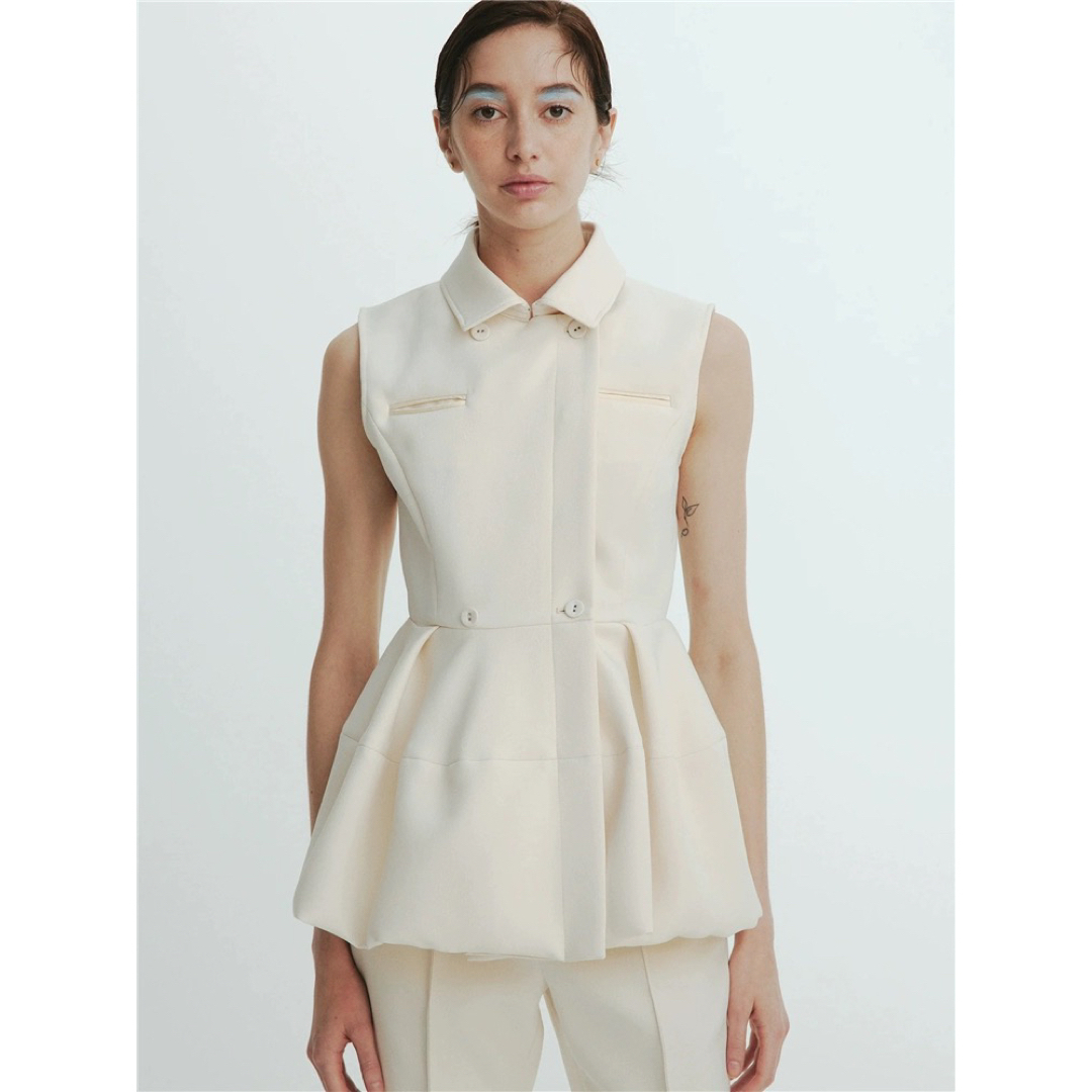 laube-blanc Balloon peplum Tops エクリュ38新品未使用