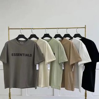 フィアオブゴッド(FEAR OF GOD)の夏物売り切りセール‼️ESSENTIALSラバーロゴTシャツ Mサイズ ブラック(Tシャツ/カットソー(半袖/袖なし))