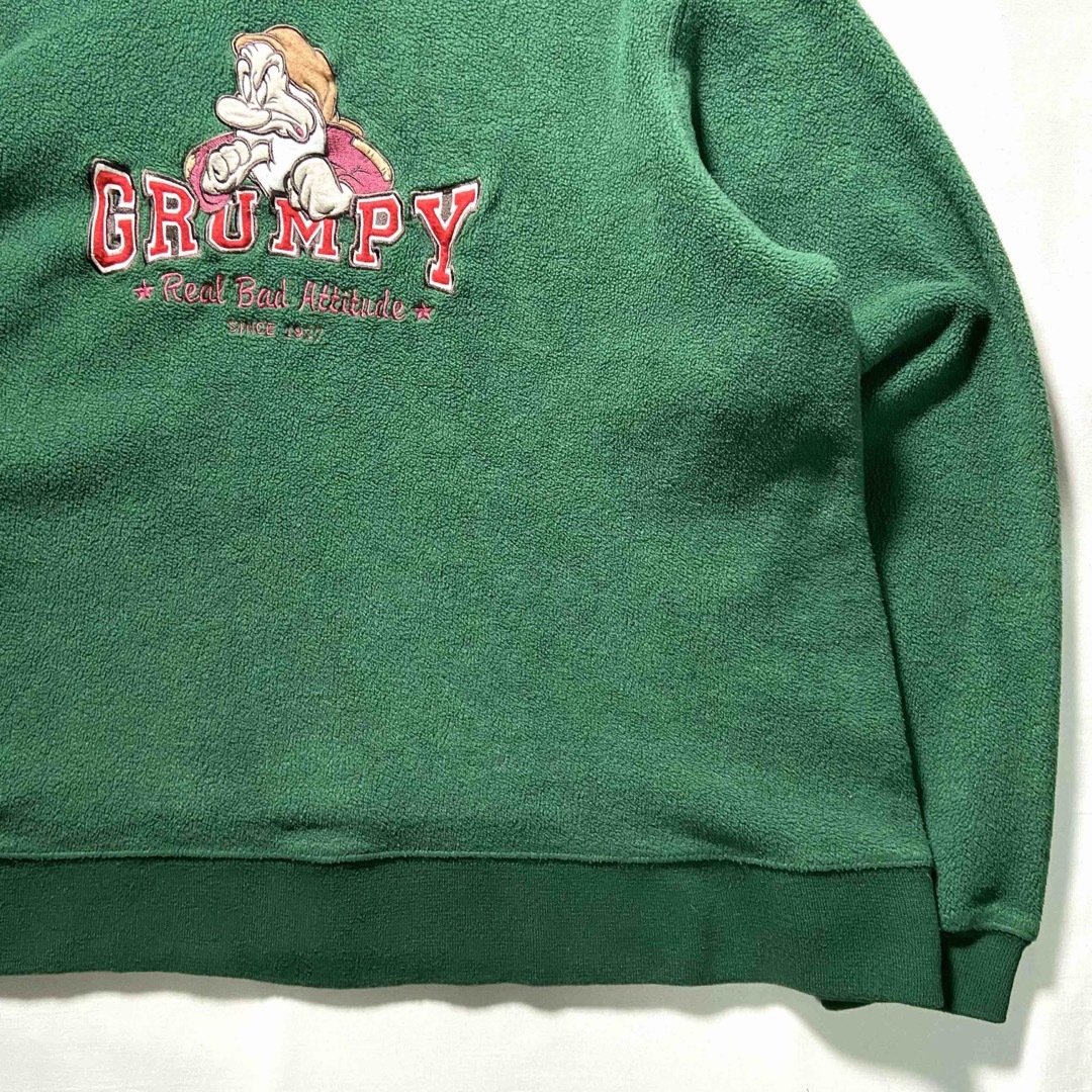 Disney(ディズニー)のDisney フリーススウェット グランピー グリーン GRUMPY ストリート メンズのトップス(スウェット)の商品写真