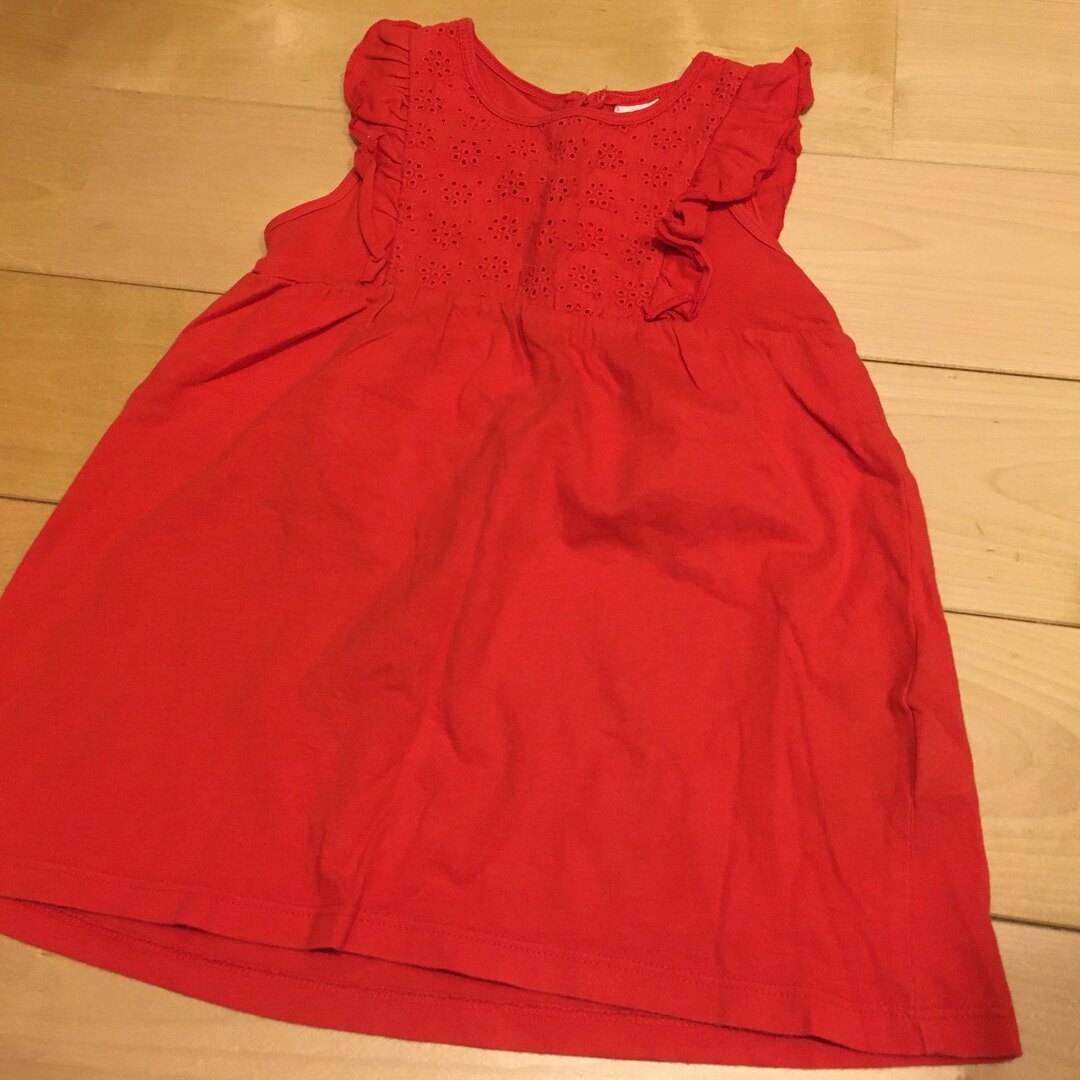 H＆M★ワンピース★赤★女の子★12-18M キッズ/ベビー/マタニティのベビー服(~85cm)(ワンピース)の商品写真