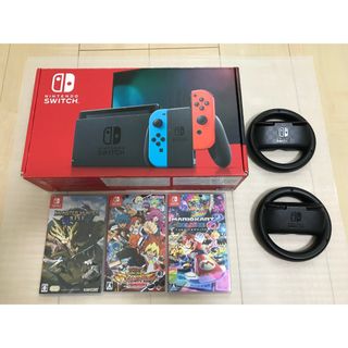 ニンテンドースイッチ(Nintendo Switch)の✨新型ニンテンドーSwitch本体＋マリオカート8＋ソフト2本＋ハンドル2個付✨(家庭用ゲーム機本体)