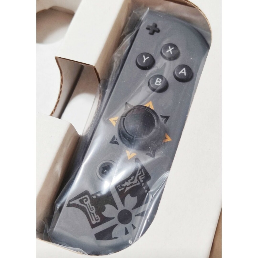 【ほぼ新品】Joy-Con　右　ライズモデル　ニンテンドースイッチ　Switch