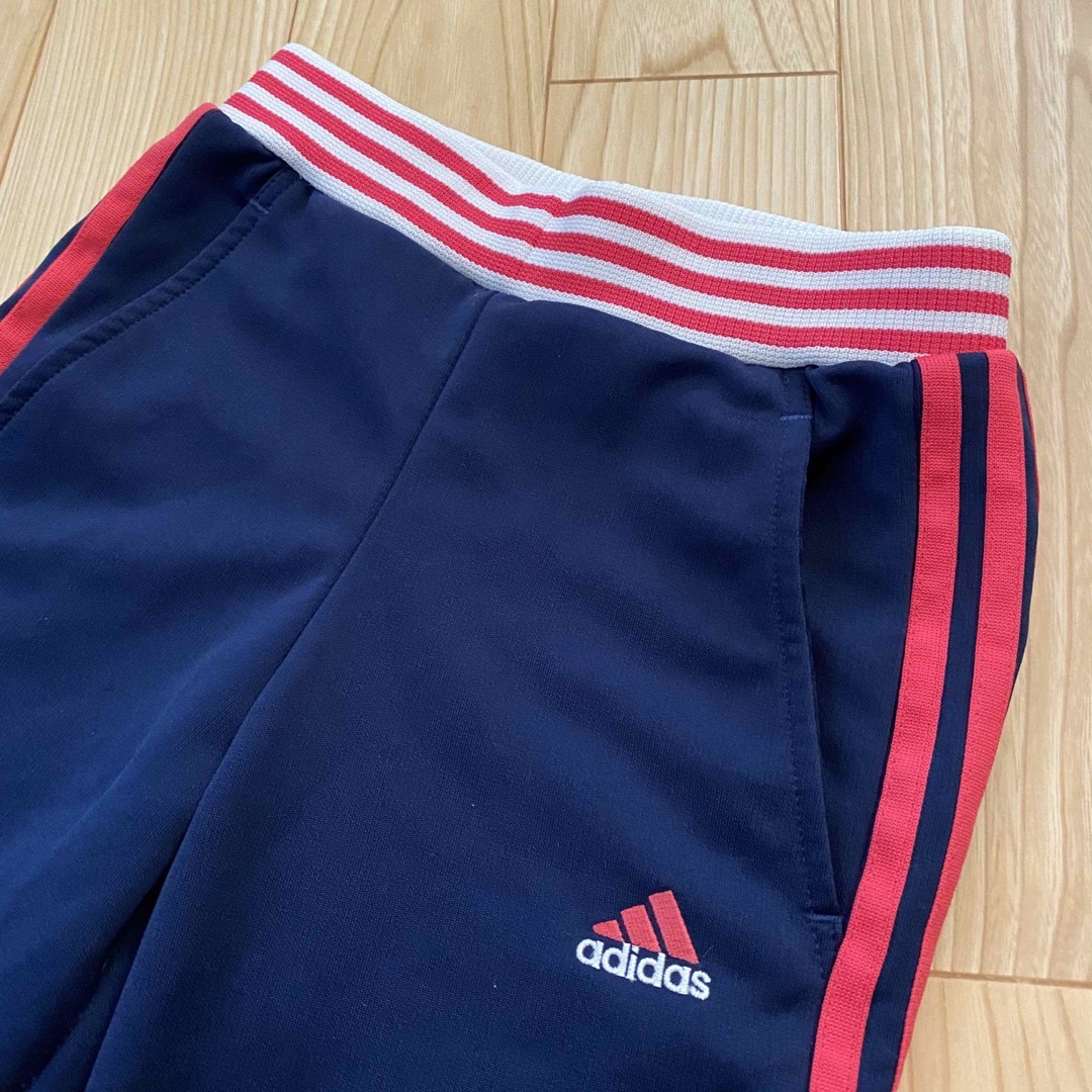 adidas(アディダス)の美品　アディダス　ハーフパンツ　130 キッズ/ベビー/マタニティのキッズ服女の子用(90cm~)(パンツ/スパッツ)の商品写真