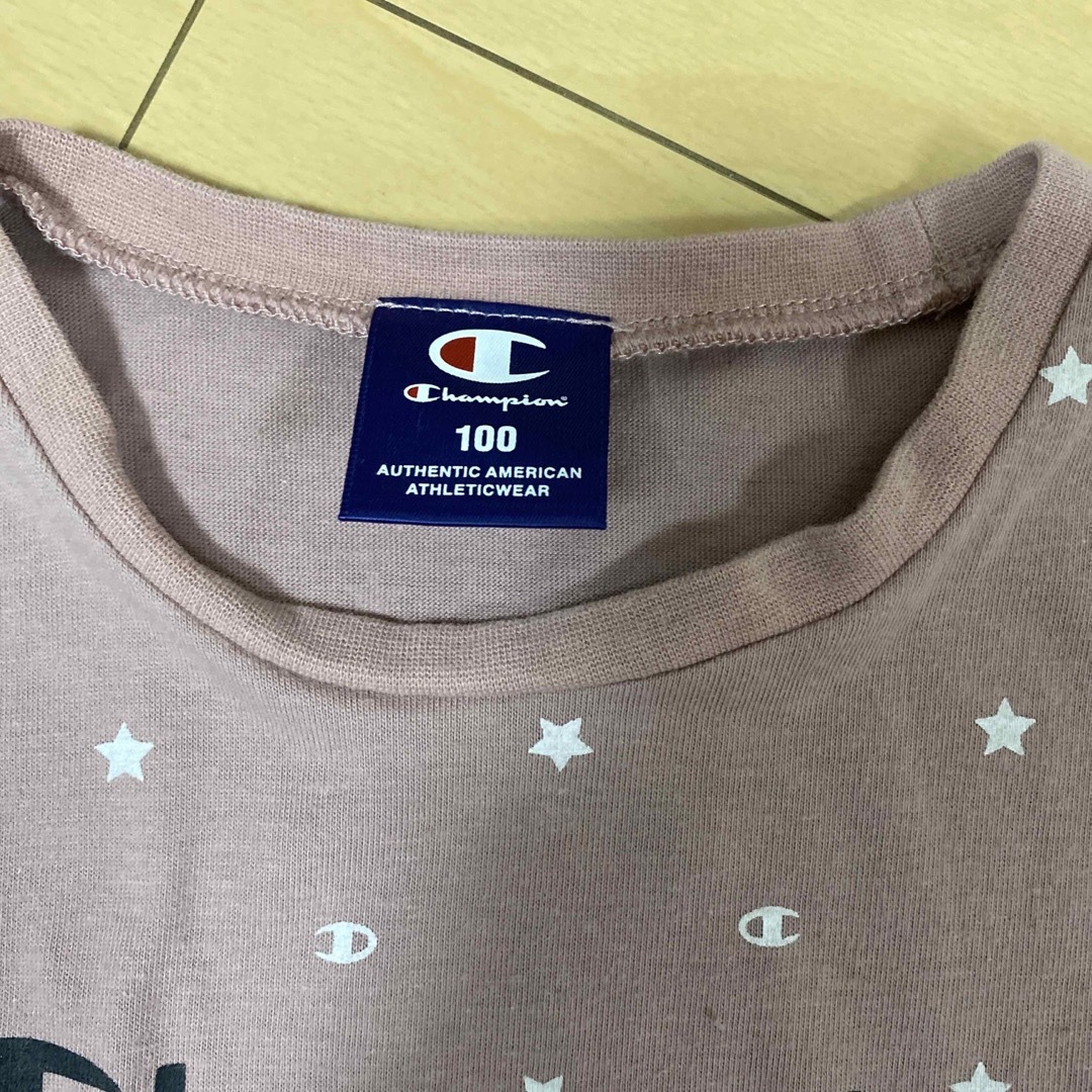 Champion(チャンピオン)のchampion トップス　100 キッズ/ベビー/マタニティのキッズ服女の子用(90cm~)(Tシャツ/カットソー)の商品写真