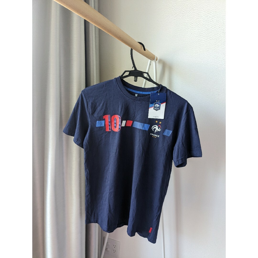 Paris Saint-Germain(パリサンジェルマン)のパリサンジェルマン MBAPPE(エムバペ)　Tシャツ スポーツ/アウトドアのサッカー/フットサル(記念品/関連グッズ)の商品写真